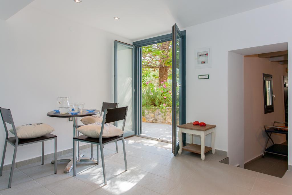 Chorio House Platanias Guest House Vrisai ภายนอก รูปภาพ